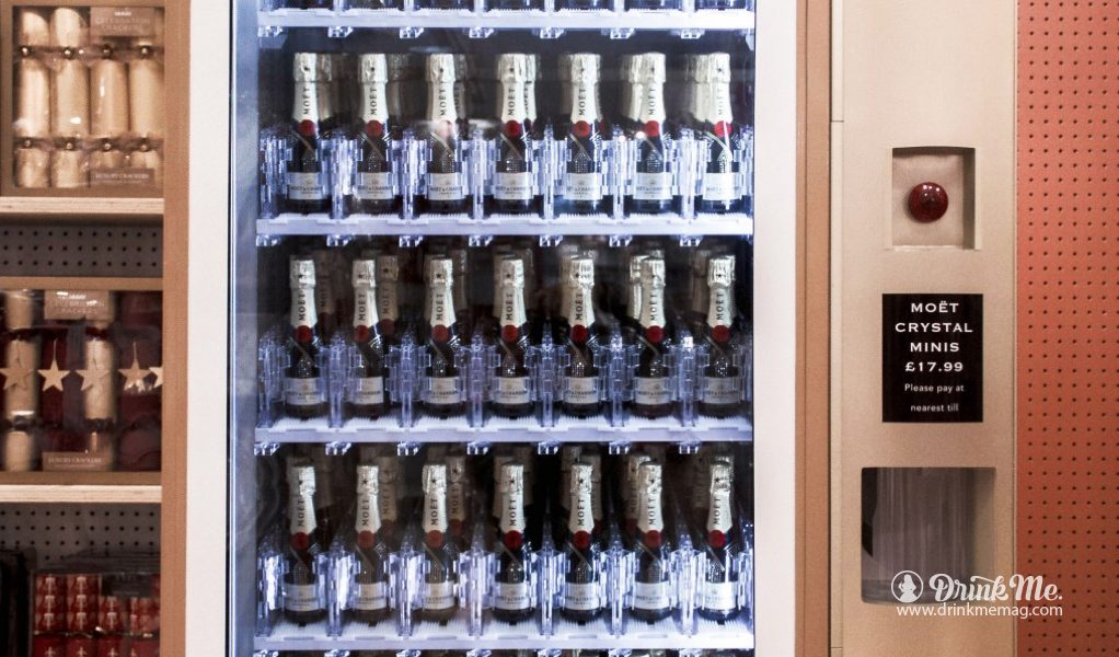 Moët & Chandon Takes Vending Machine + Augmented Reality To New Levels