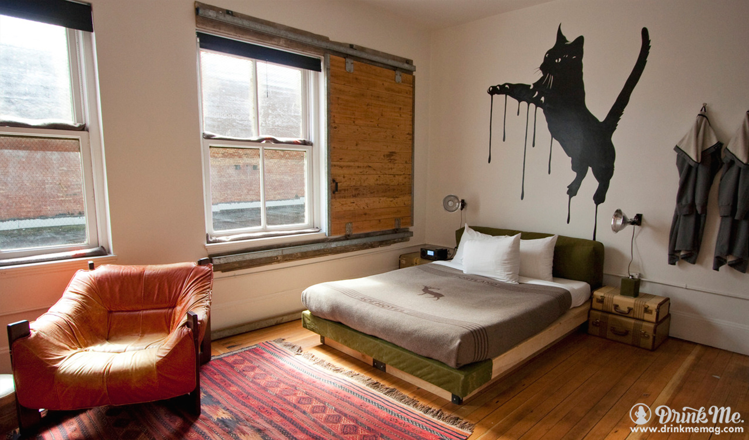 Discover Pencil Drawn Walls Historic Luxury At Ace Hotel La Housed