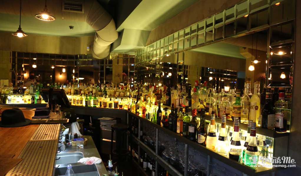 dead poet Best bars in st peterburg drinkmemag.com drink me