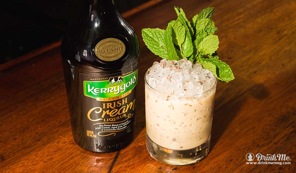 Grasshopper drinkmemag.com drink me St.Patrick's Day Cocktails